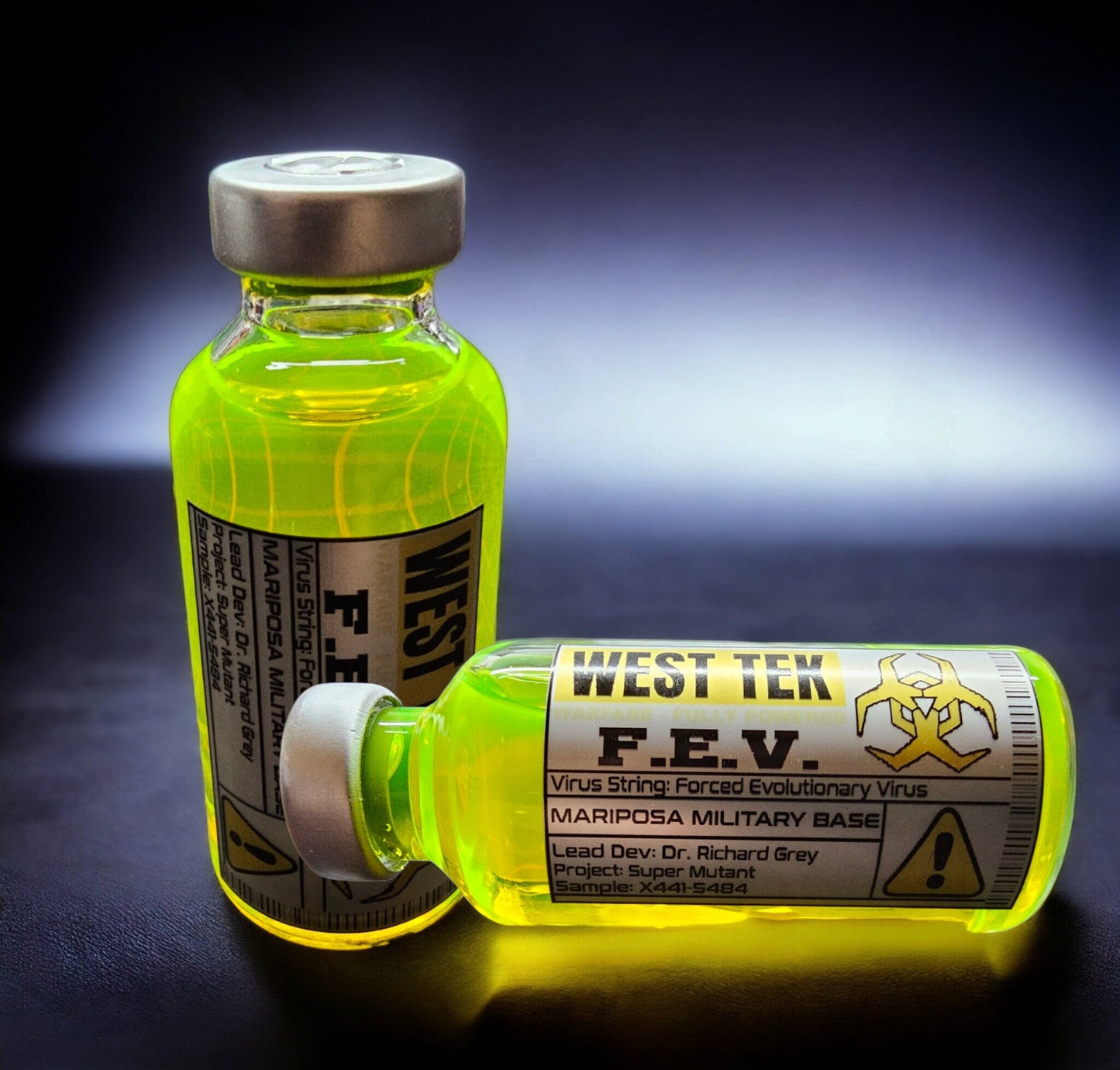 Fallout - West Tek FEV II Serum Cosplay Super Mutanten Serum Deko Dekor Geschenk Idee Merchandise Replika Vault Tec