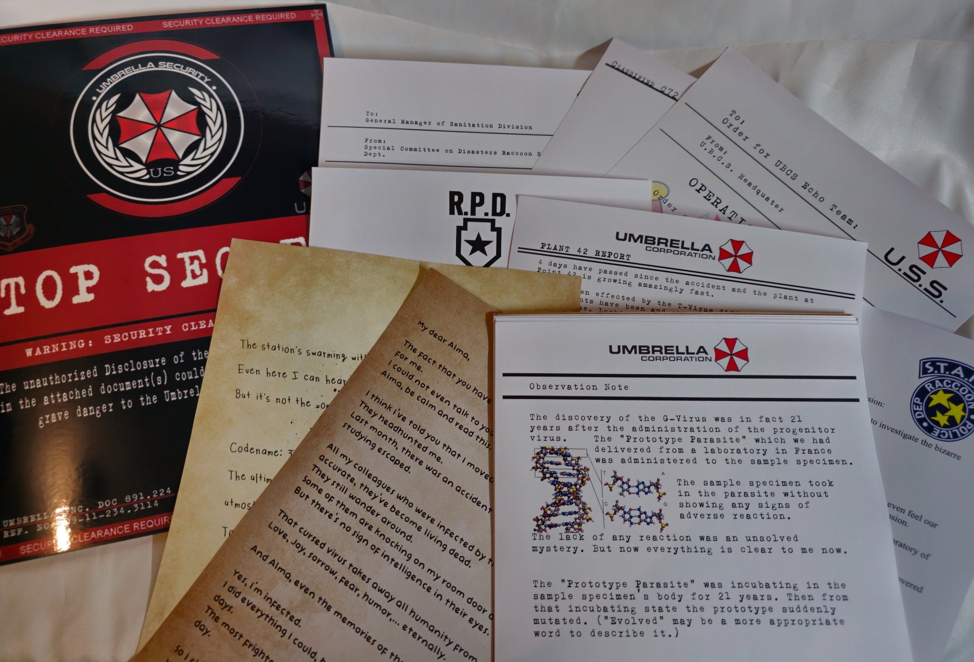 Resident Evil Biohazard Spiele Infos Cosplay Dokumente Umbrella Corporation Kendo Shop Deko Dekoidee Chris Redfiel Jill Valentine TVirus