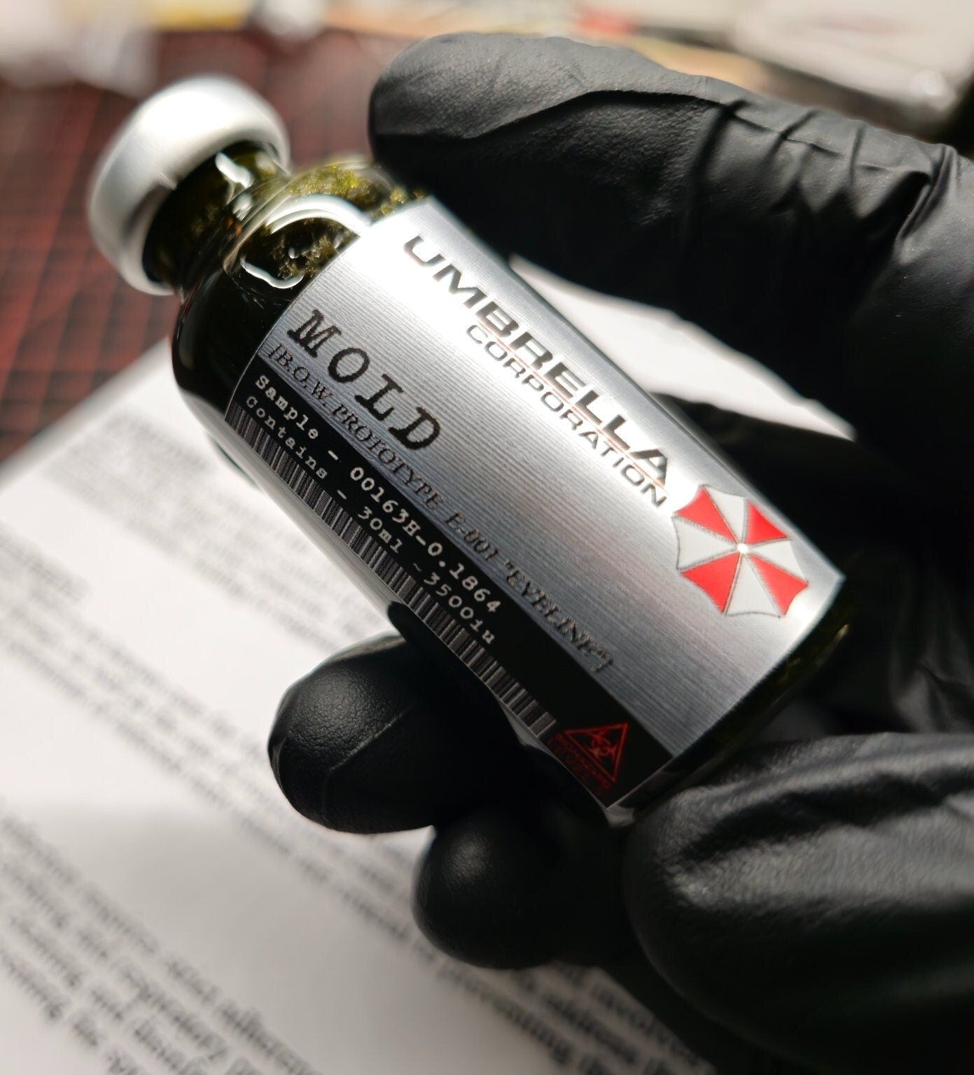 Mold Probe Resident Evil Prototyp E-001 "Eveline" Umbrella Corporation Corp Cosplay Medizin Fläschchen