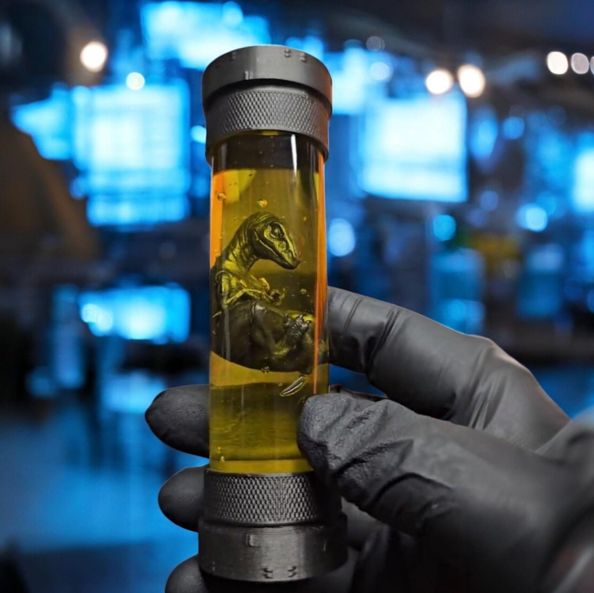 Jurassic Park / World Dino Embryo Glass Container - Velociraptor, T-Rex und mer Fanmade Fankreation Dinosaurier InGen Cosplay