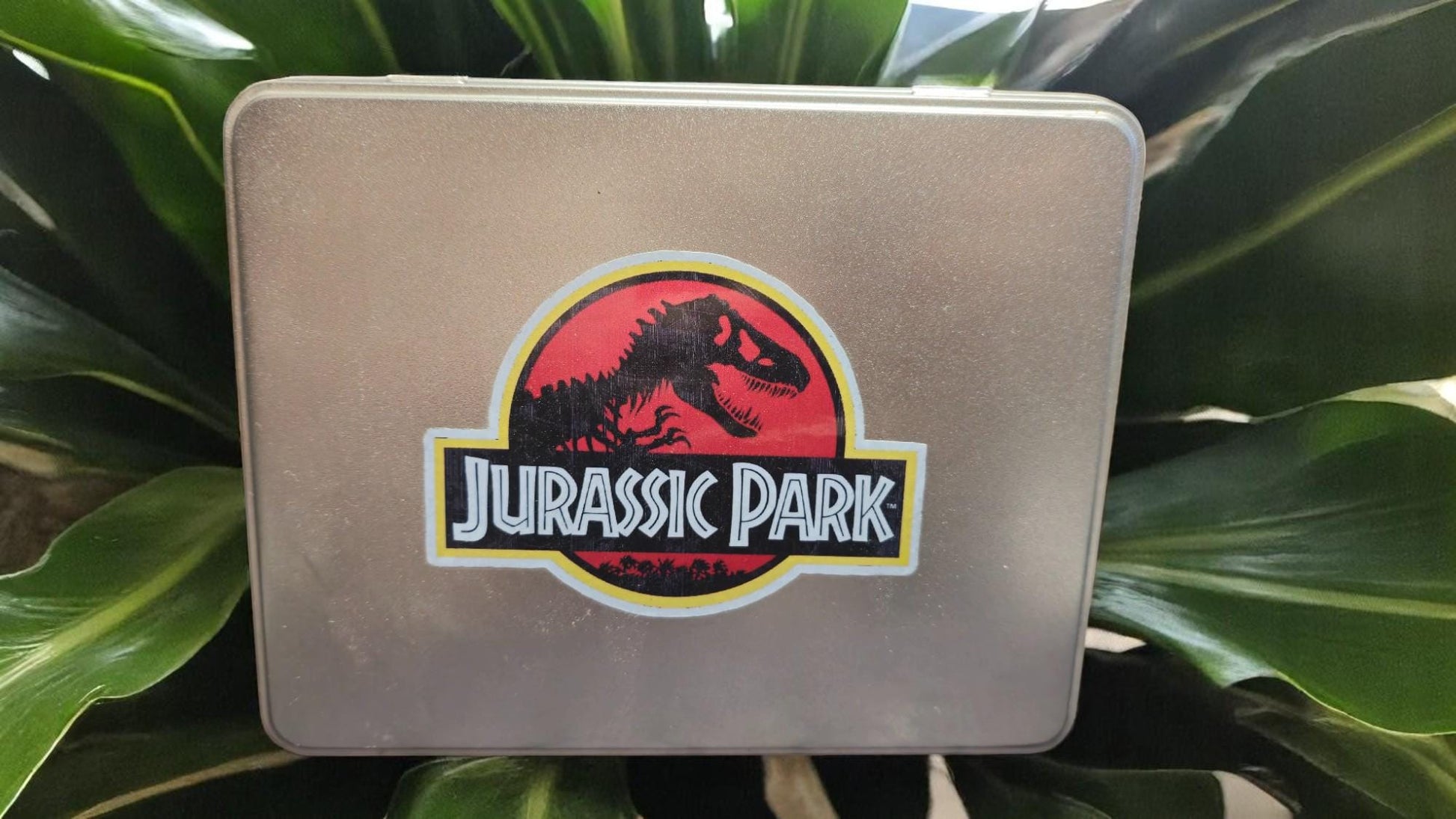 Jurassic Park Raptor Trex Embryo Sammelbox Box Koffer Schaumstoff Cosplay Sammlung Fanmade
