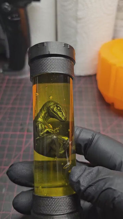 Jurassic Park / World Dino Embryo Glass Container - Velociraptor, T-Rex und mer Fanmade Fankreation Dinosaurier InGen Cosplay